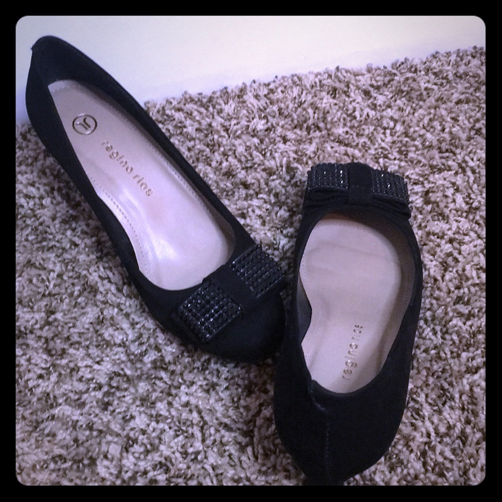 Regino Rios Black 2in Heel Women shoe with bow